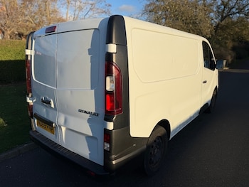 Used Renault Trafic 2019 for sale - 76637192: Photo