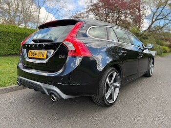 Used Volvo V60 2014 for sale - 78337653: Photo