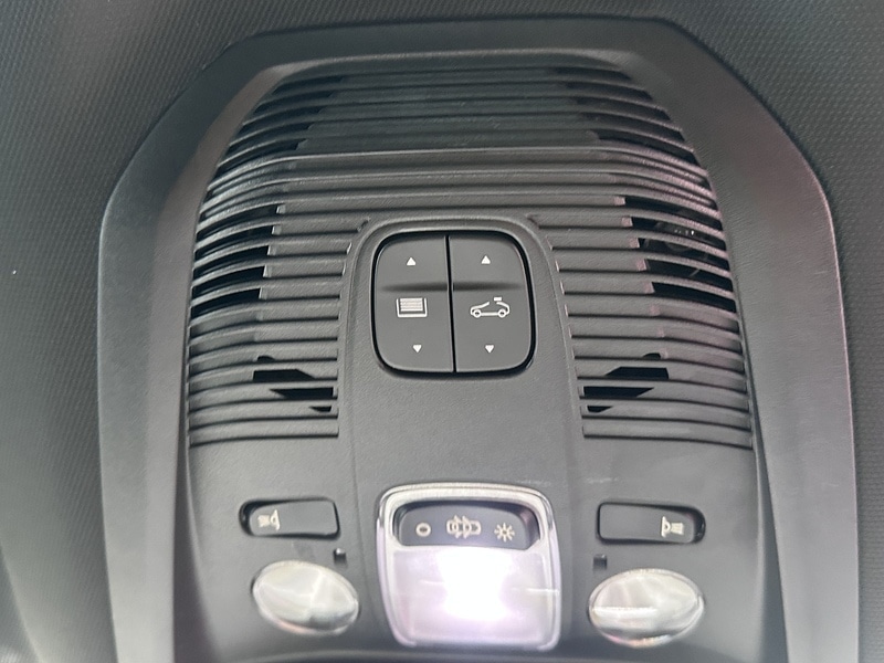 Used Peugeot 5008 2017 for sale - 76940400: Photo 35