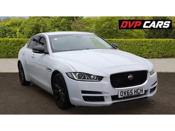 Used Jaguar XE 2015 for sale - 76747984: Photo