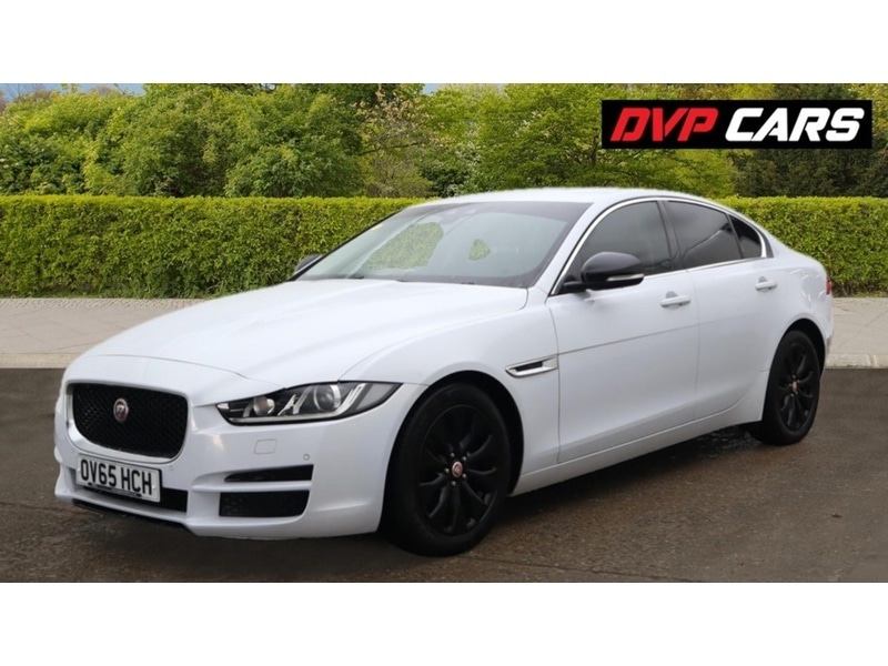 Used Jaguar XE 2015 for sale - 76747984: Photo 2