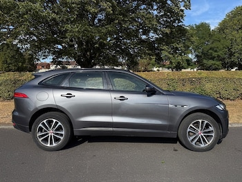 Used Jaguar F-Pace 2019 for sale - 79624039: Photo
