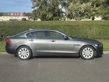 Used Jaguar XE 2017 for sale - 78715635: Photo