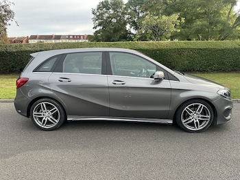 Used Mercedes-Benz B-Class 2017 for sale - 75861308: Photo