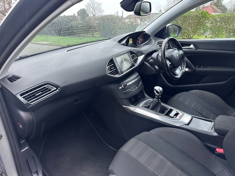 Used Peugeot 308 SW 2015 for sale - 77643278: Photo 17