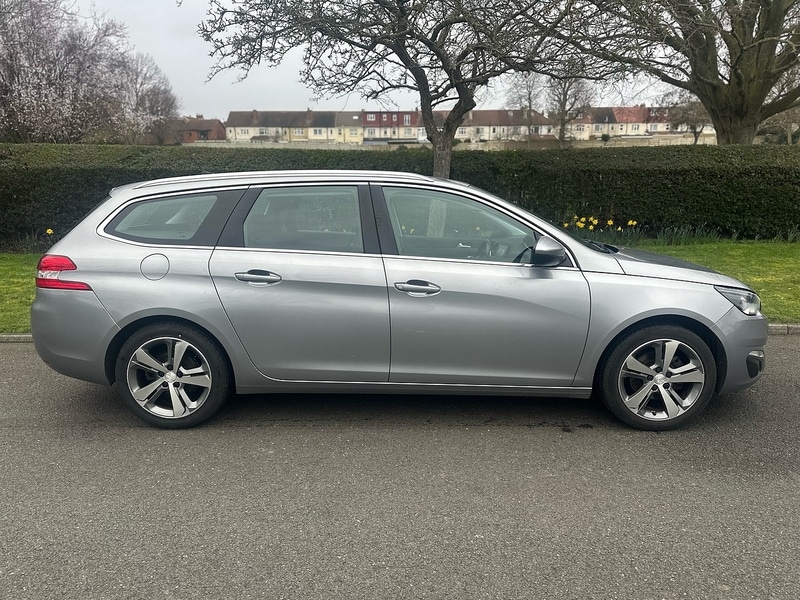 Used Peugeot 308 SW 2015 for sale - 77643278: Photo 2