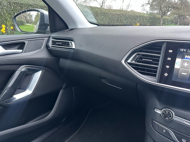 Used Peugeot 308 SW 2015 for sale - 77643278: Photo 30