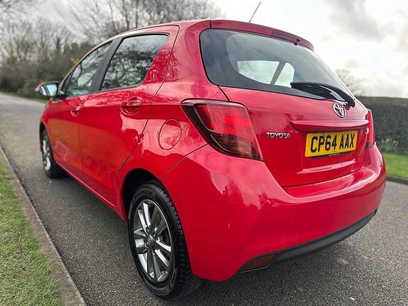 Used Toyota Yaris 2014 for sale - 77635239: Photo 8