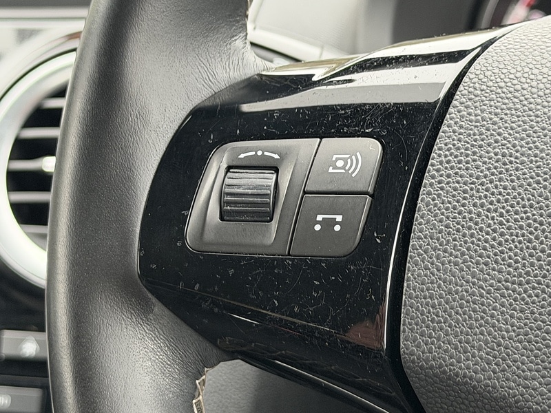 Used Vauxhall Corsa 2010 for sale - 76437082: Photo 32