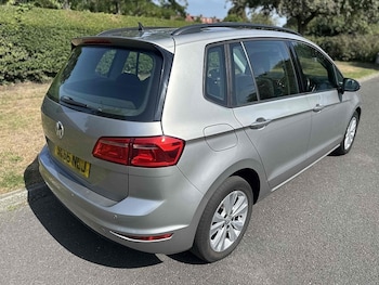 Used Volkswagen Golf SV 2016 for sale - 75566551: Photo