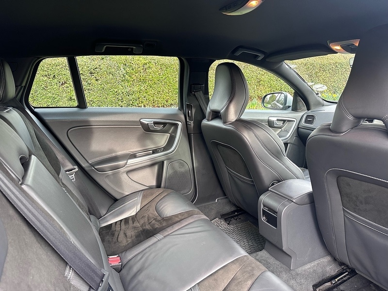 Used Volvo V60 2014 for sale - 78137501: Photo 21