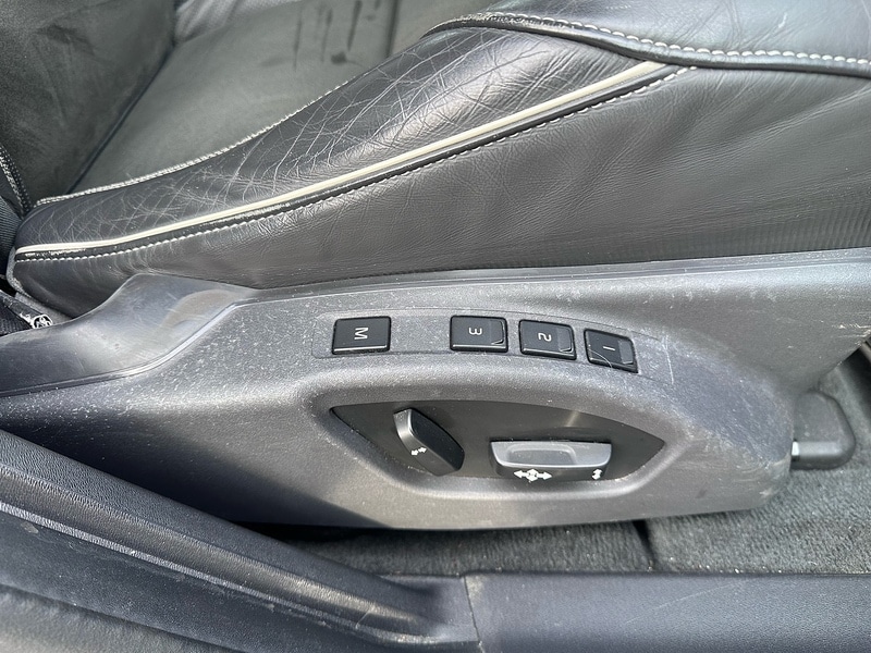 Used Volvo V60 2014 for sale - 78137501: Photo 24