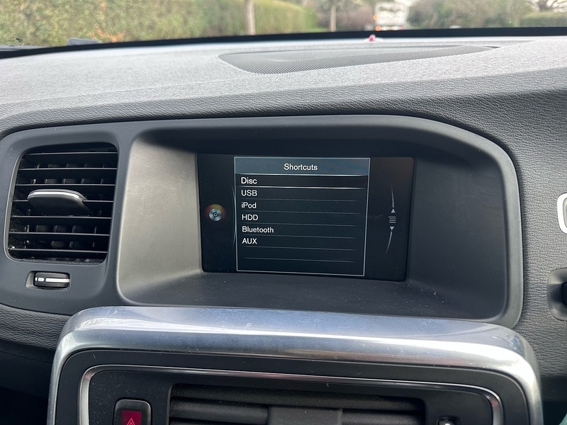 Used Volvo V60 2014 for sale - 78137501: Photo 38