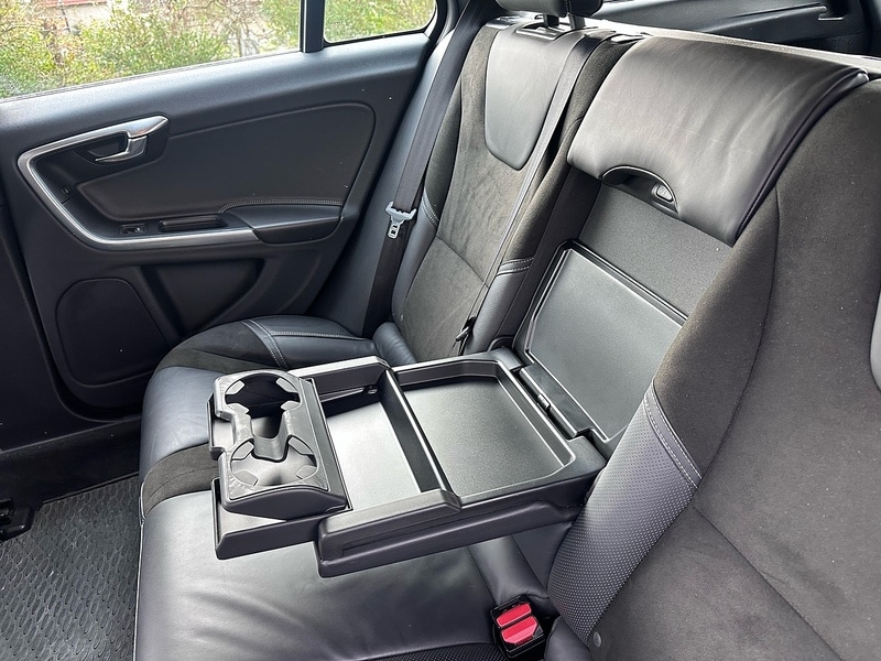 Used Volvo V60 2014 for sale - 78137501: Photo 47