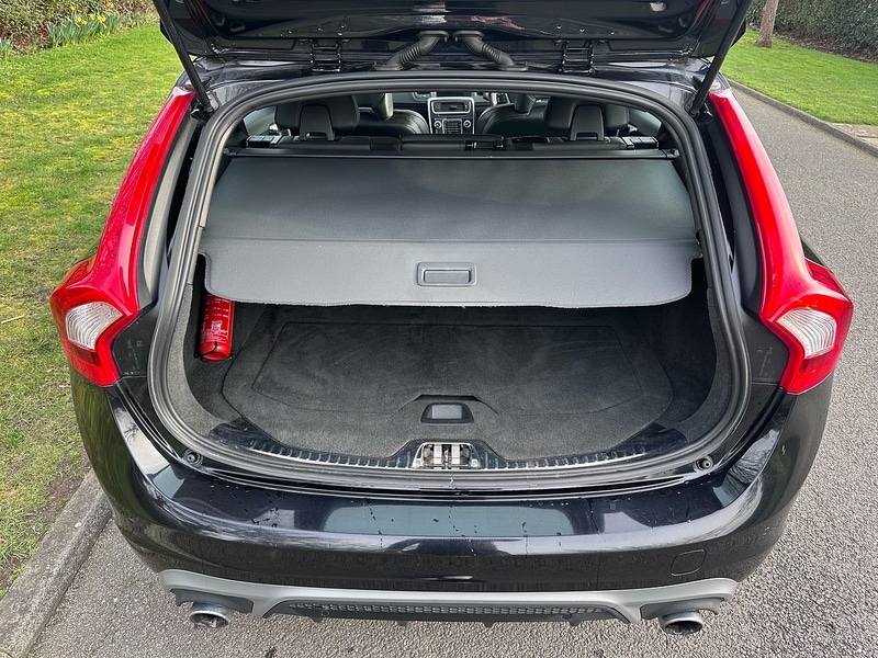 Used Volvo V60 2014 for sale - 78137501: Photo 50