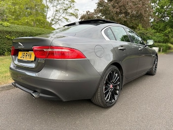 Used Jaguar XE 2017 for sale - 78564301: Photo