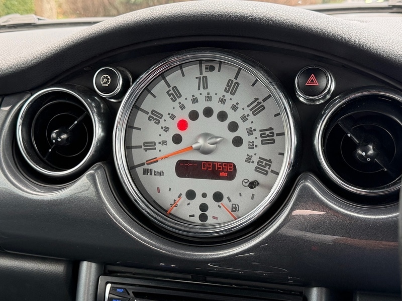 Used MINI Convertible 2007 for sale - 77351169: Photo 10