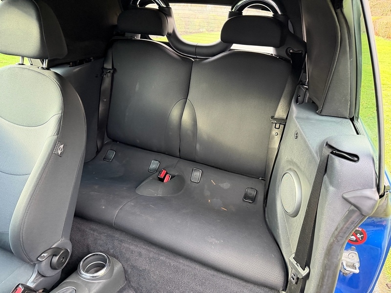 Used MINI Convertible 2007 for sale - 77351169: Photo 15