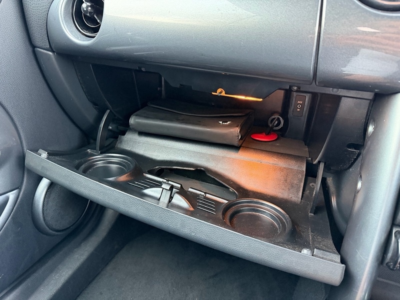 Used MINI Convertible 2007 for sale - 77351169: Photo 29