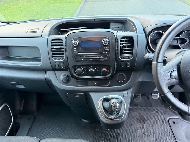Used Vauxhall Vivaro 2018 for sale - 77164675: Photo 15