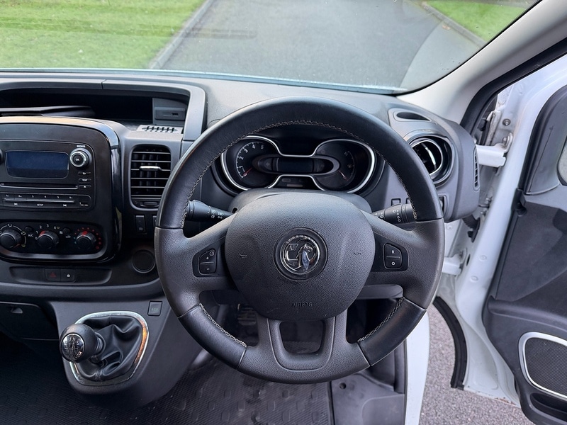 Used Vauxhall Vivaro 2018 for sale - 77164675: Photo 16