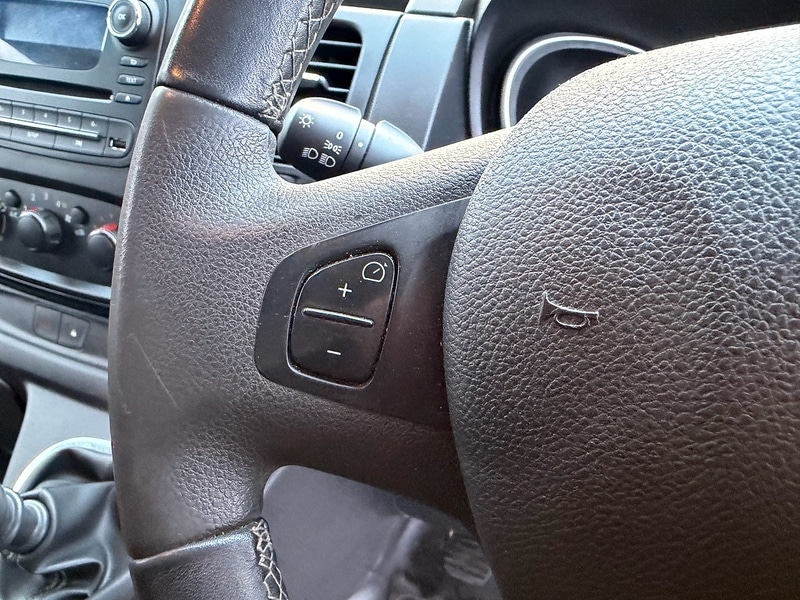 Used Vauxhall Vivaro 2018 for sale - 77164675: Photo 27