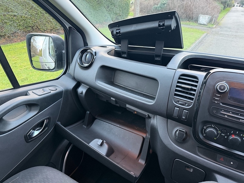 Used Vauxhall Vivaro 2018 for sale - 77164675: Photo 28