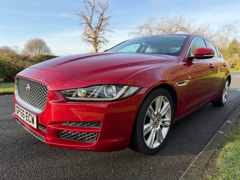Used Jaguar XE 2016 for sale - 76941680: Photo 11