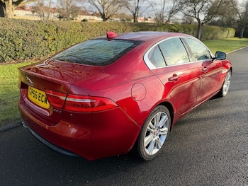 Used Jaguar XE 2016 for sale - 76941680: Photo