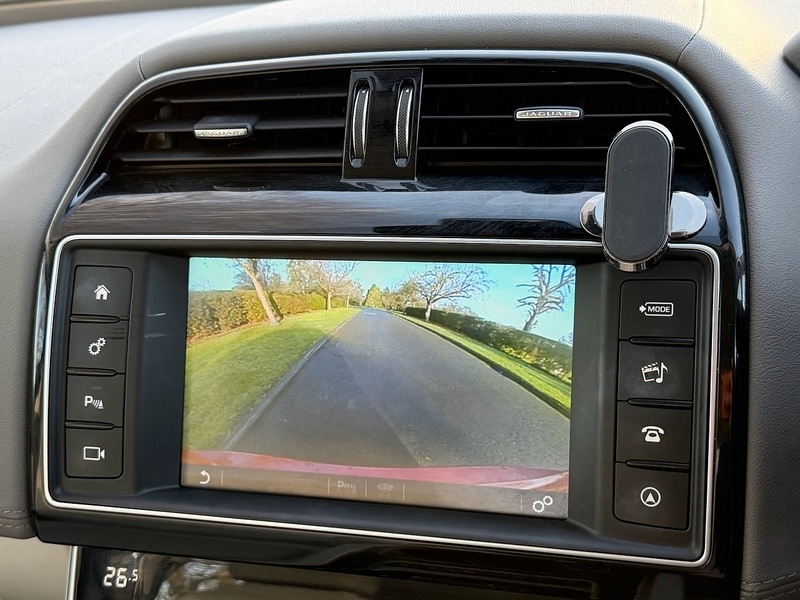 Used Jaguar XE 2016 for sale - 76941680: Photo 42