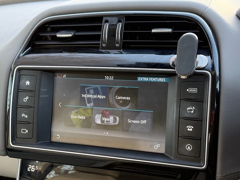 Used Jaguar XE 2016 for sale - 76941680: Photo 50