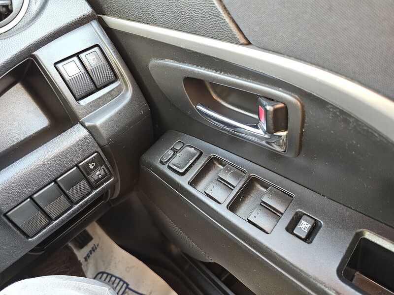 Used Mazda Mazda5 2011 for sale - 77140276: Photo 23