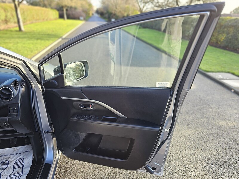 Used Mazda Mazda5 2011 for sale - 77140276: Photo 41