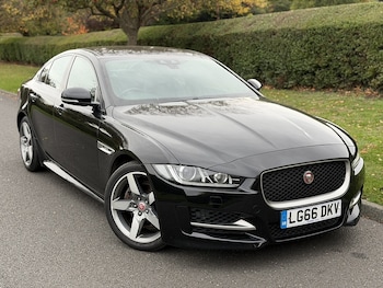 Used Jaguar XE 2016 for sale - 76497001: Photo