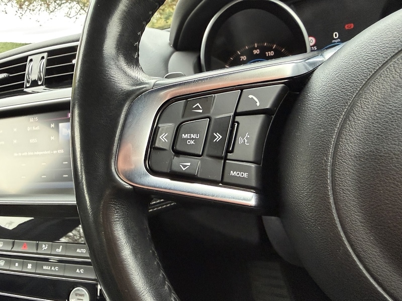 Used Jaguar XE 2016 for sale - 76497001: Photo 25