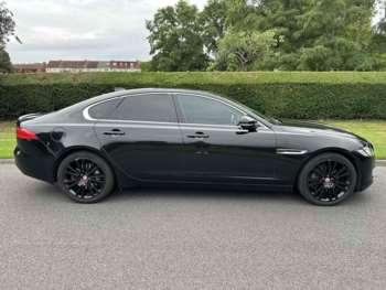 Used Jaguar XF 2015 for sale - 75411745: Photo