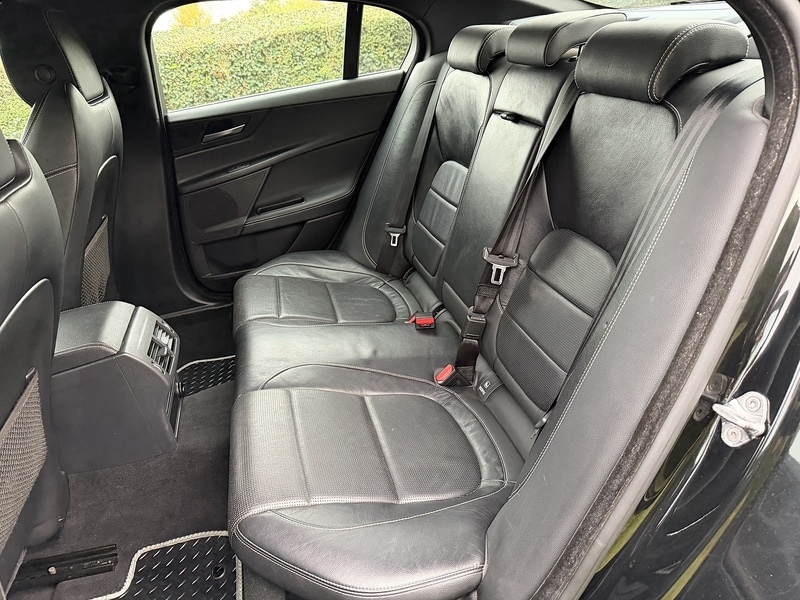 Used Jaguar XE 2016 for sale - 76403219: Photo 19