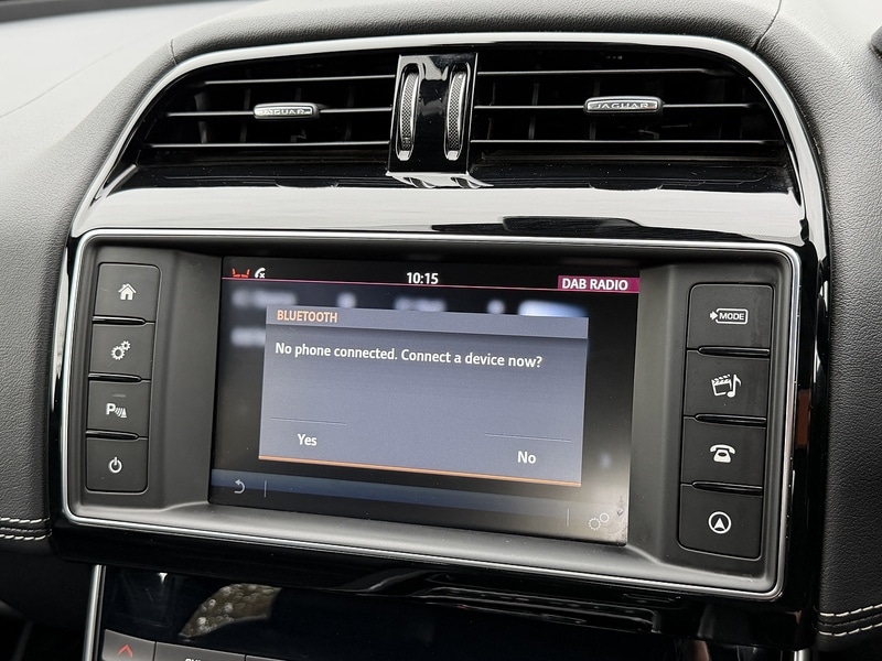 Used Jaguar XE 2016 for sale - 76403219: Photo 35