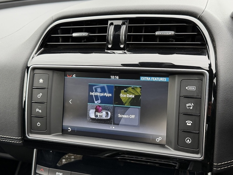 Used Jaguar XE 2016 for sale - 76403219: Photo 41