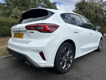 Used Ford Focus 2022 for sale - 75728058: Photo