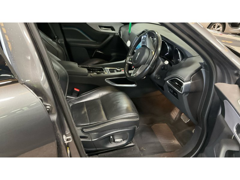 Used Jaguar F-Pace 2019 for sale - 78207385: Photo 7