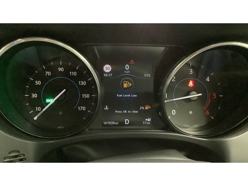 Used Jaguar F-Pace 2017 for sale - 78010856: Photo 9