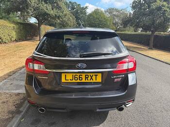 Used Subaru Levorg 2016 for sale - 79672330: Photo