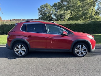 Used Peugeot 2008 2016 for sale - 79435387: Photo
