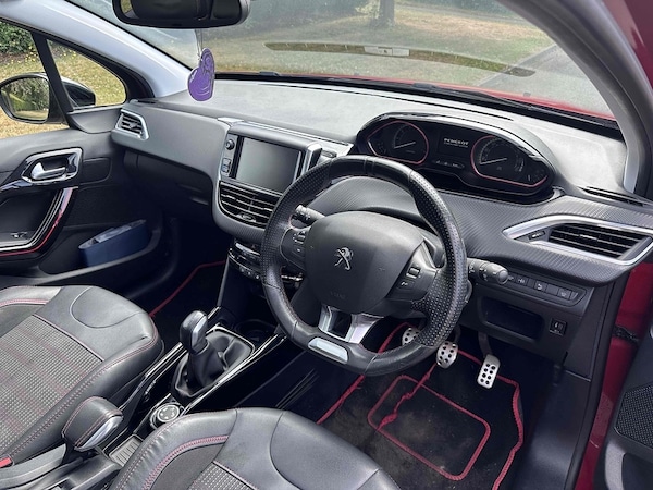Used Peugeot 2008 2017 for sale - 75037361: Photo 21