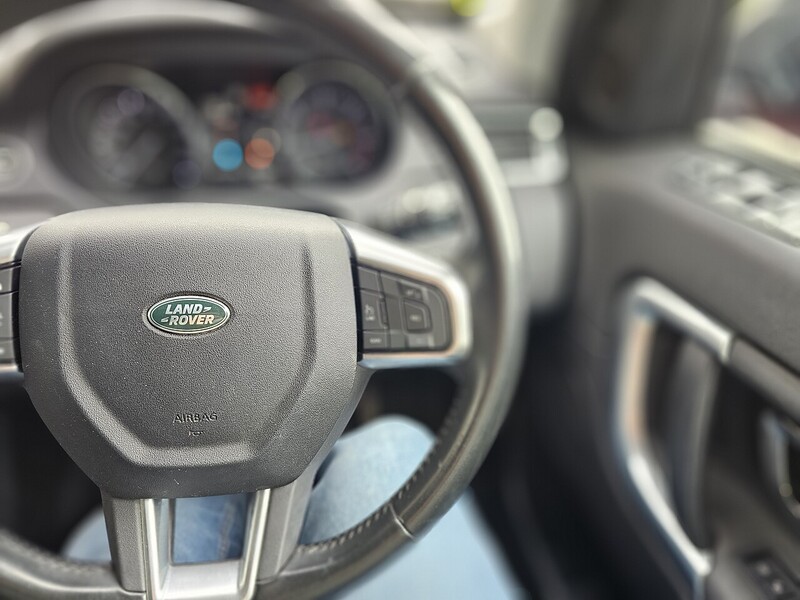 Used Land Rover Discovery Sport 2016 for sale - 76298538: Photo 12