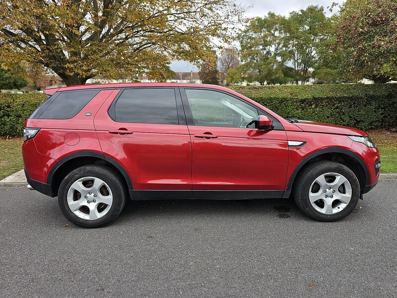 Used Land Rover Discovery Sport 2016 for sale - 76298538: Photo 2