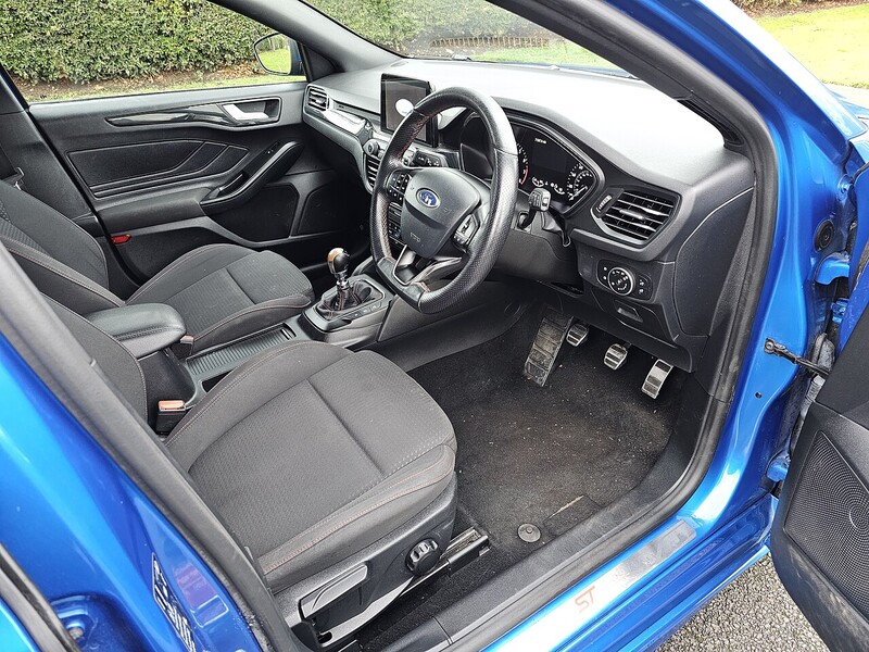 Used Ford Focus 2019 for sale - 76932147: Photo 24