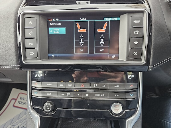 Used Jaguar XE 2015 for sale - 76298536: Photo 18
