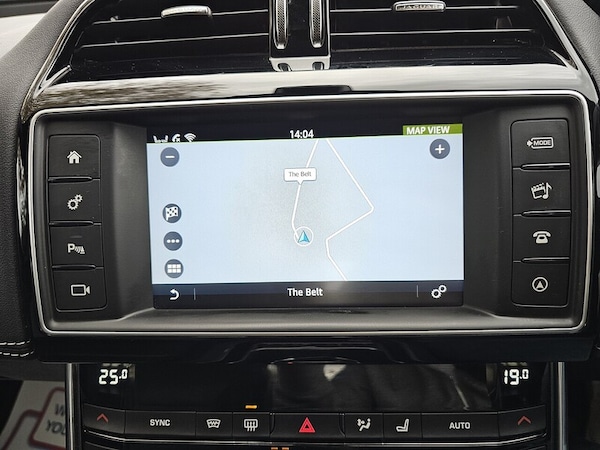 Used Jaguar XE 2015 for sale - 76298536: Photo 24